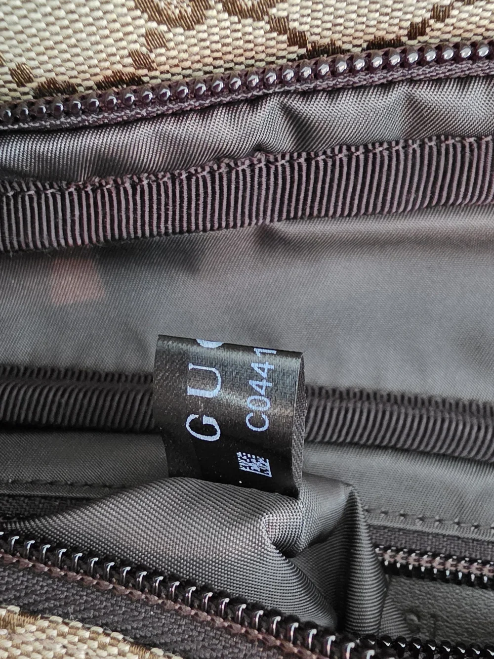 Gucci Beige Monogram Canvas Men’s Crossbody Belt Bag